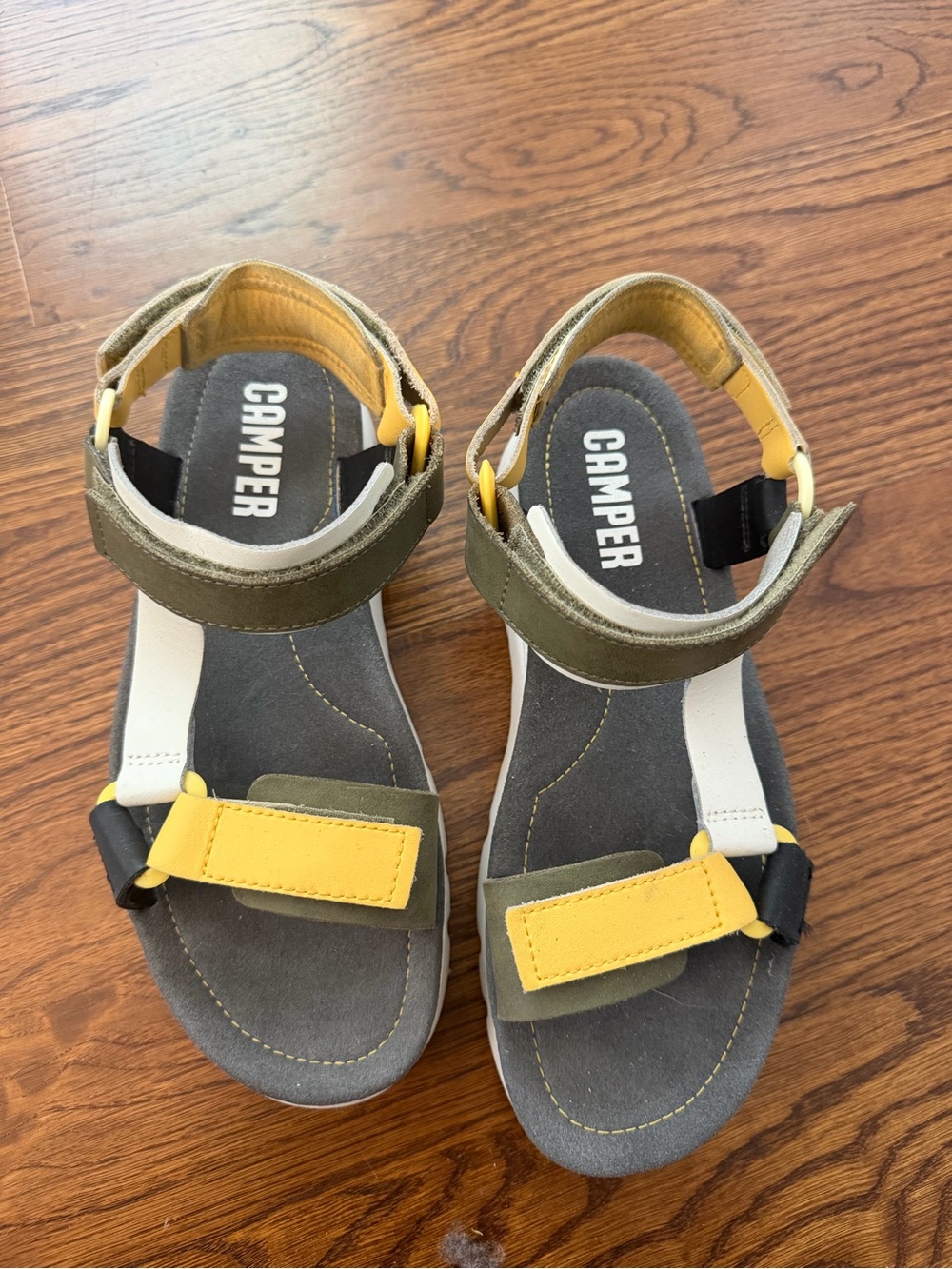 Camper Oruga up sandals